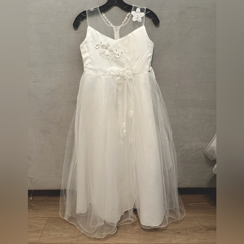 Custom girls flower girl, junior bridesmaid, 1st communion, bride costume dress